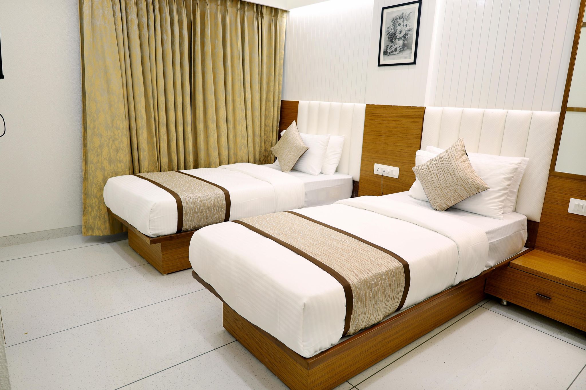 Hotel Tulsi EXECUTIVE ROOM