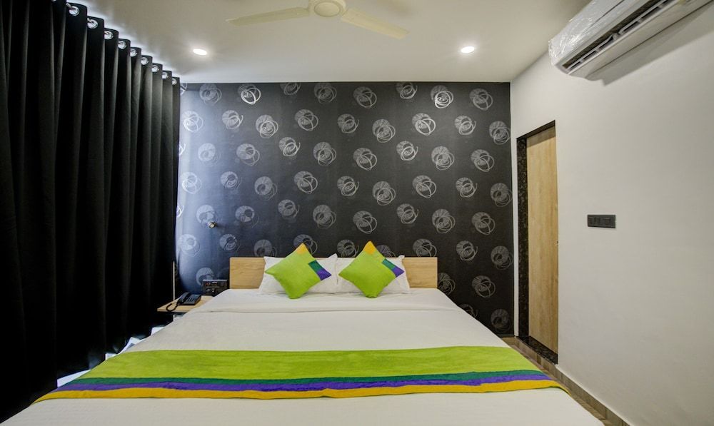 Treebo Grand Lotus - 3 km from Textile Market Standard Double Room 7