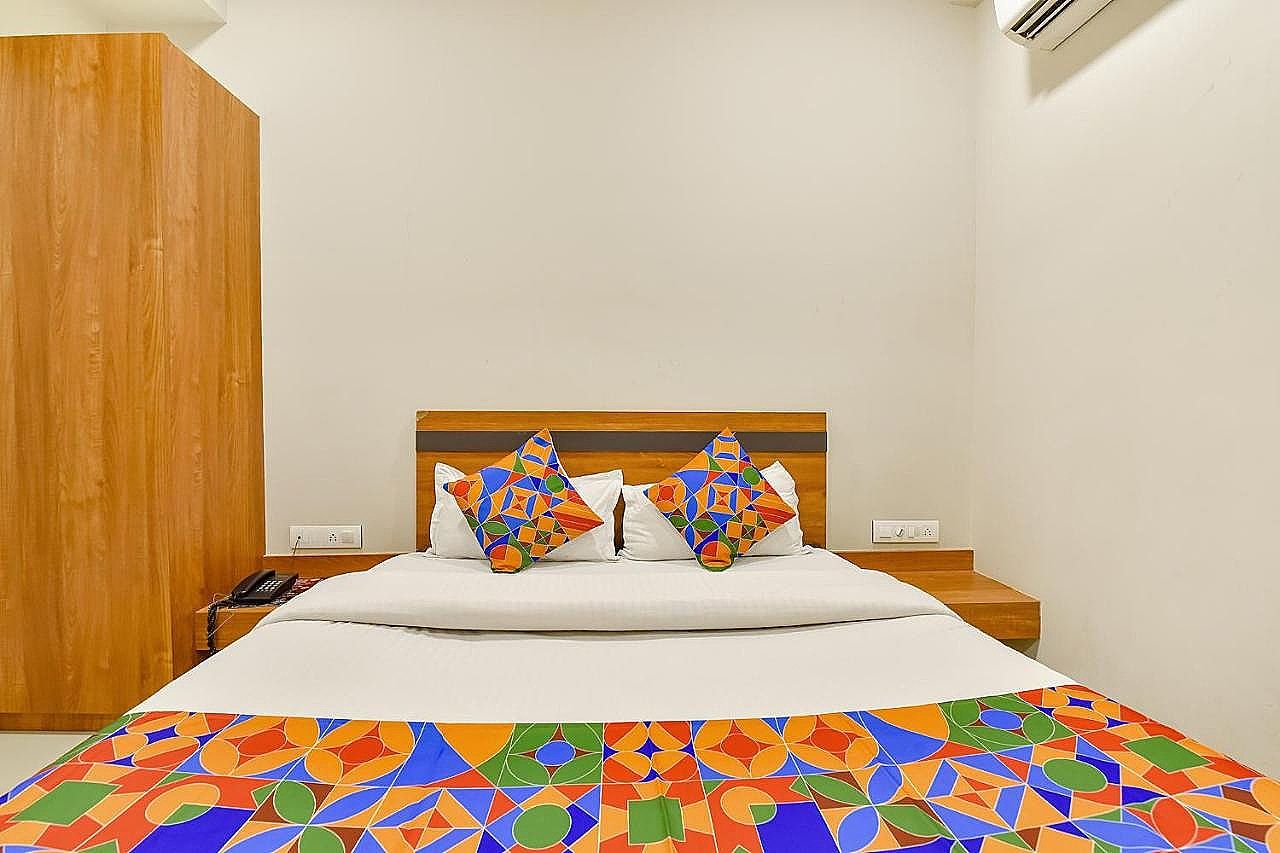 undefined FabHotel Happinex - Inside Atlanta business Hub 8