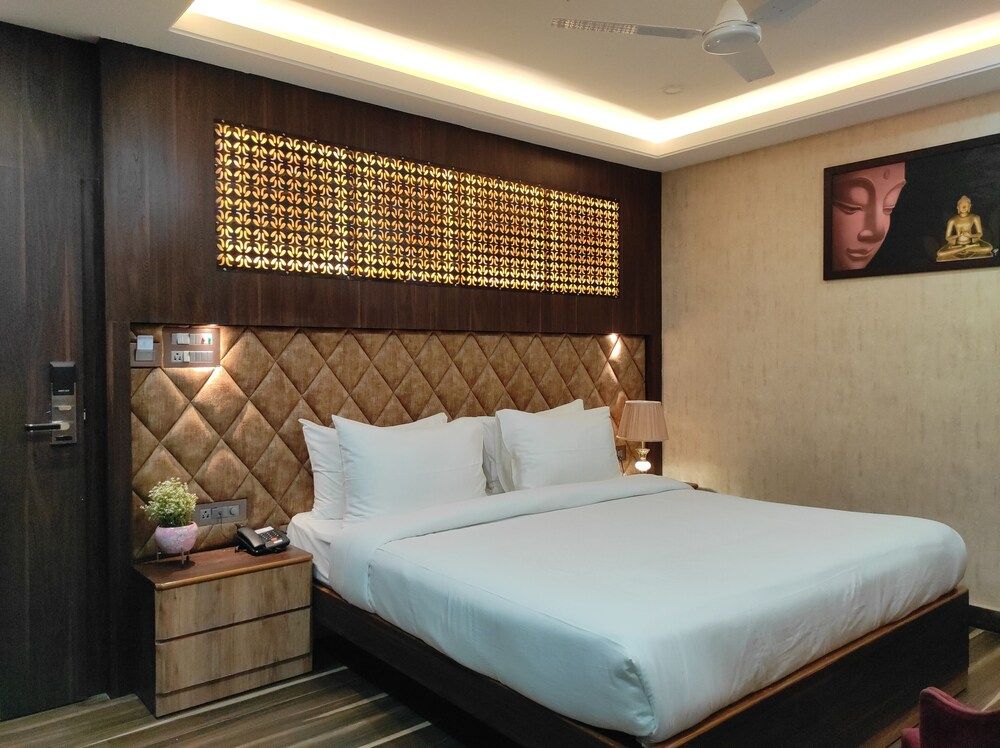 Hotel Aavas Inn Standard Double or Twin Room 7