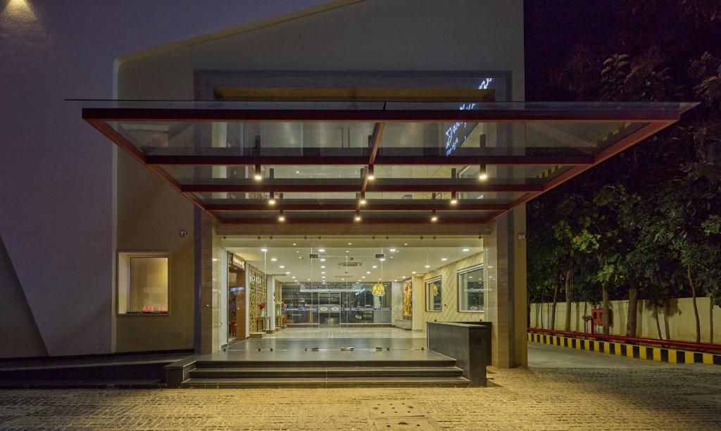undefined Golden Tulip Tirupati 2