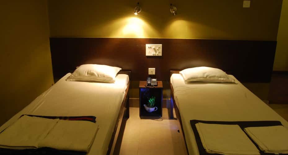 Deluxe Room (Non AC)