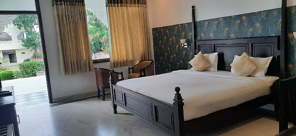 undefined Hill Garden Resort 8