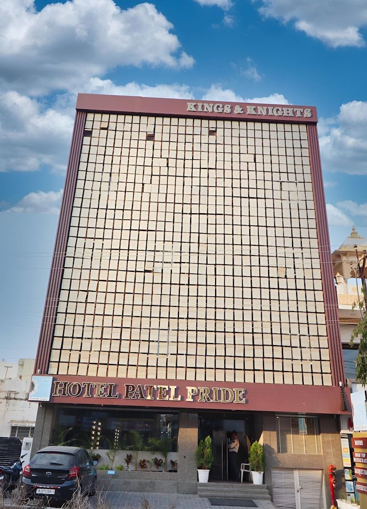 undefined Clarks Inn Express Udaipur 9