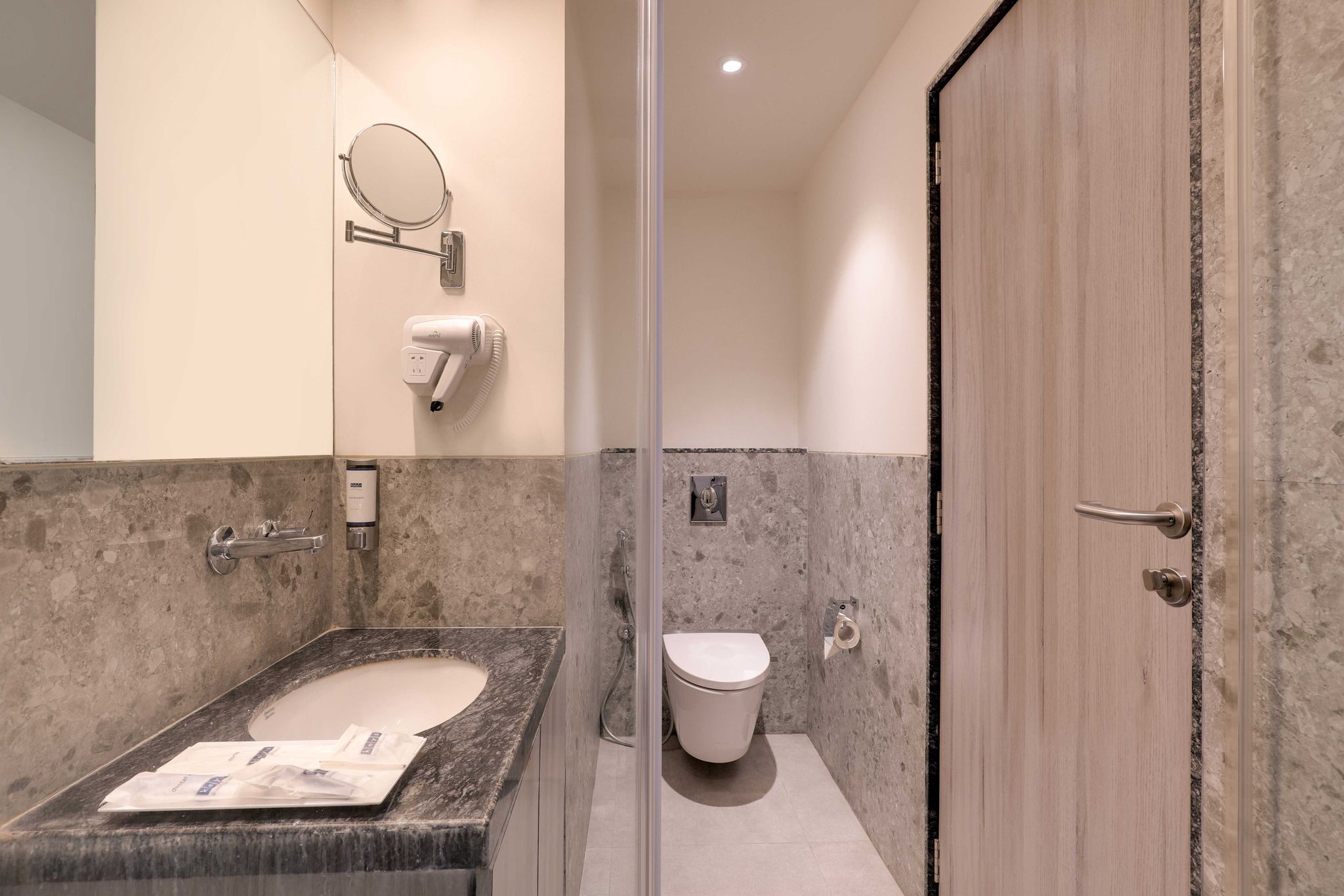 Keys Lite by Lemon Tree Hotels, Vadodara Superior Double Room 10