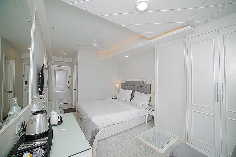 Pearl Courtyard Standard Double Room 10