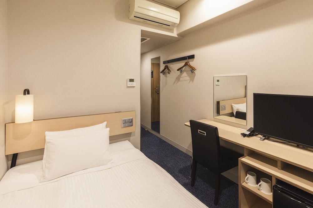 Sotetsu Fresa Inn Tokyo Toyocho [Non-Smoking] Small Double Room 2