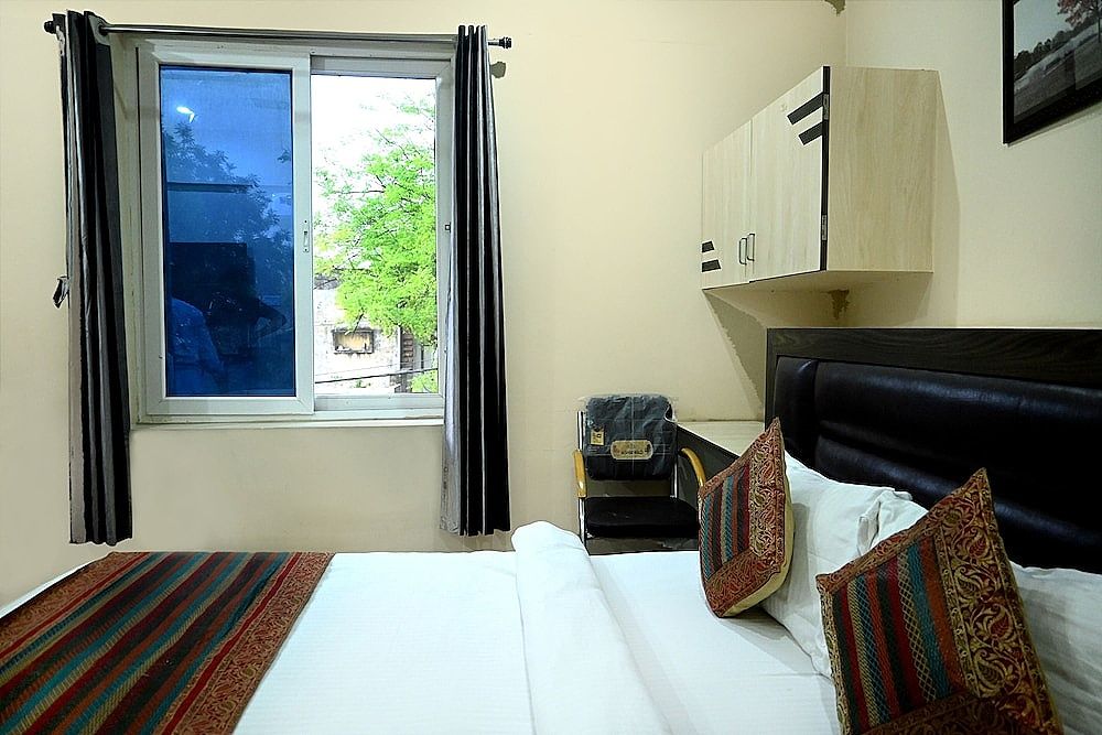 Hotel KB Palace Deluxe Room