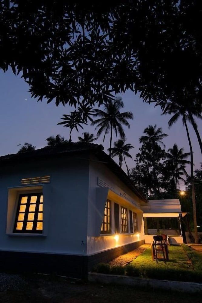 undefined Piggy Hostel Varkala 3