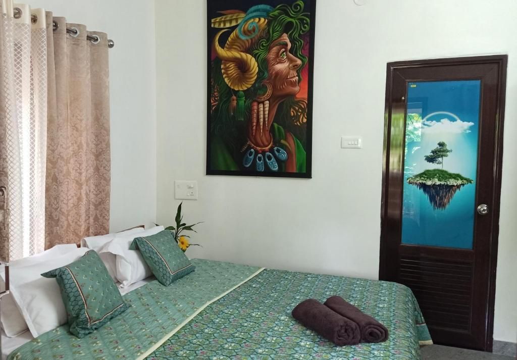 Gypsy Walker Double Room with Balcony 3