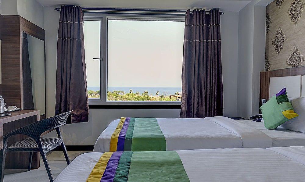 Treebo Rushi Grand Standard Double Room 2