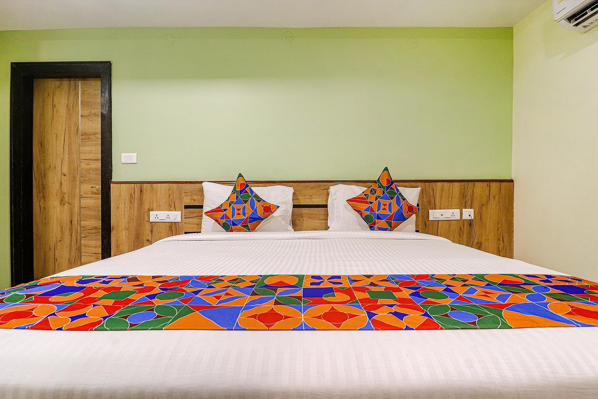 undefined FabHotel SVA 10