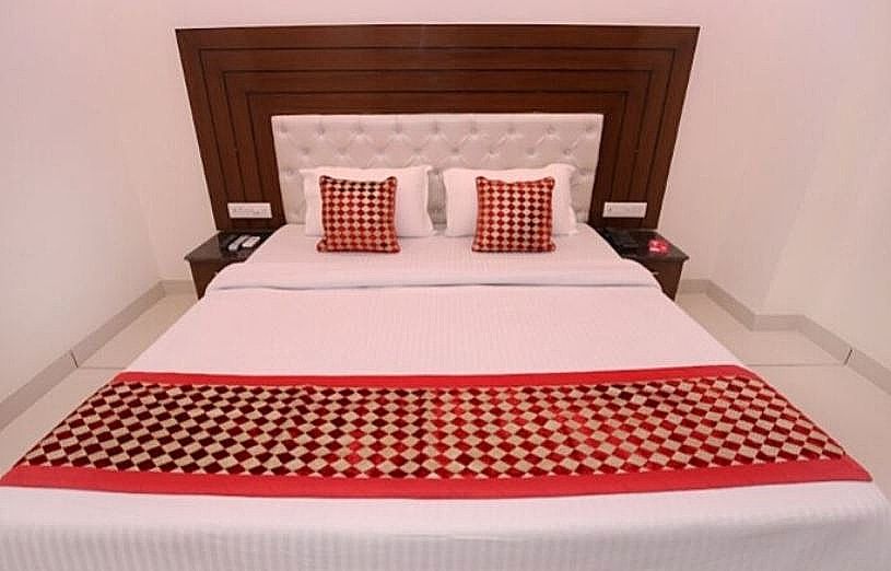 Hotel Silver Palm Standard AC Rooms