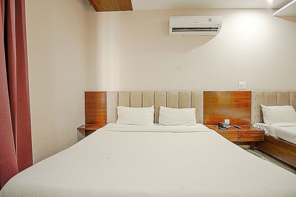 undefined FabHotel Stevia 3