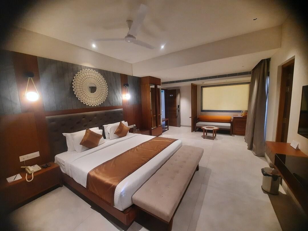 8e33cbde8073240864cb312e5d00ed49