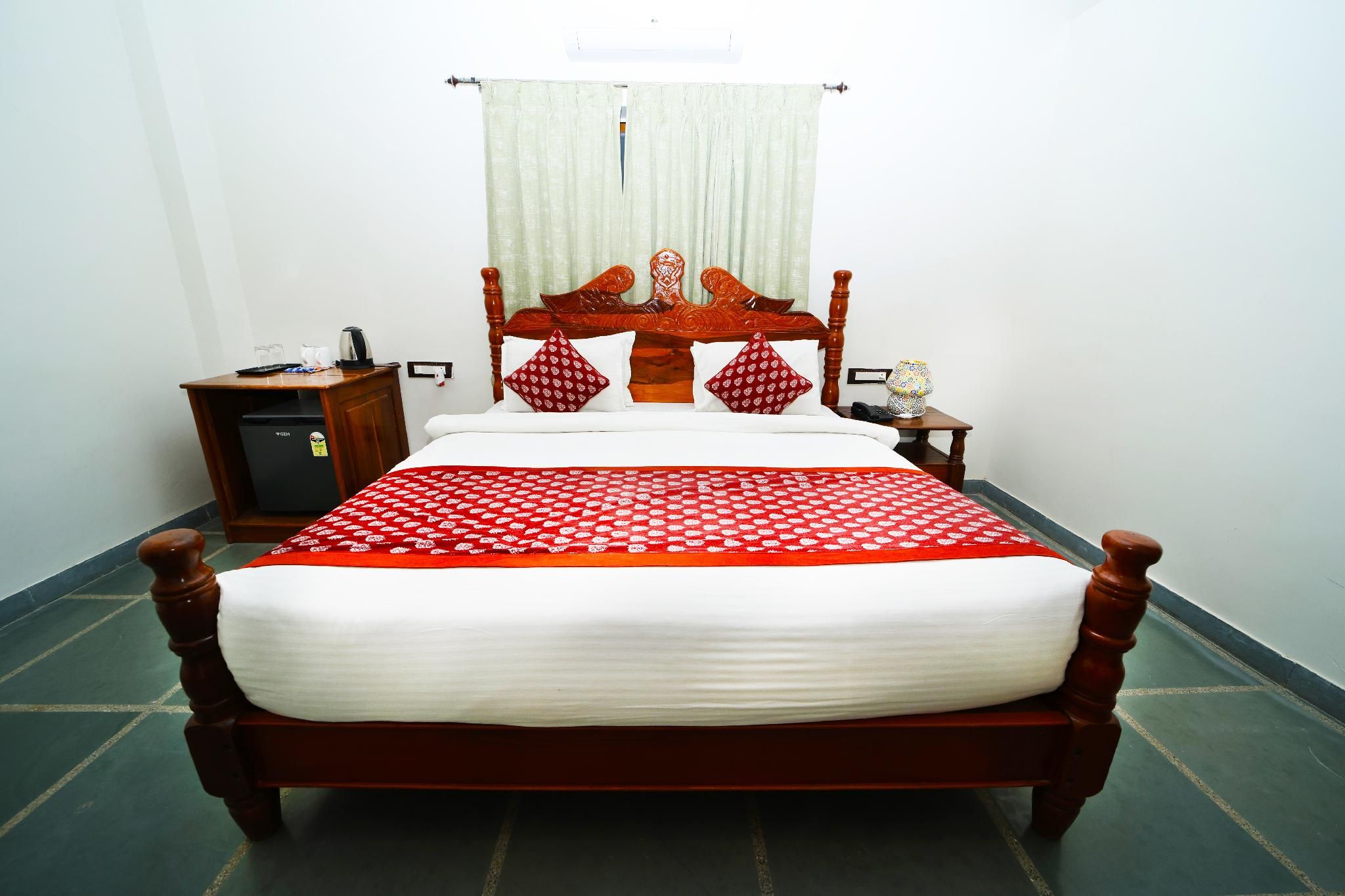 JAI NIWAS PALACE Deluxe Room 5