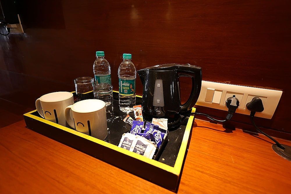 THE LATITUDE LUXURY Deluxe Room 8