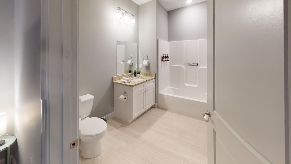 Viewpoint Condominiums Clubhouse Unit 3 - Family Apartment w/ Bunk Room, Mountain Views + Pool Access 9