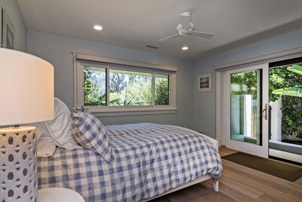 undefined Modern Serenity 5