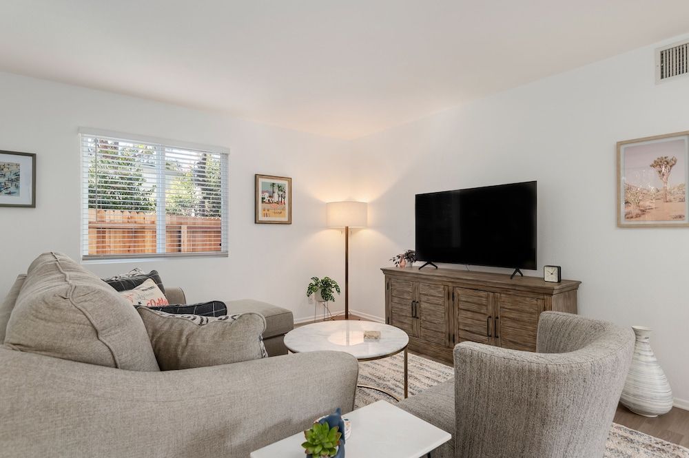 undefined Rem Retreat 8