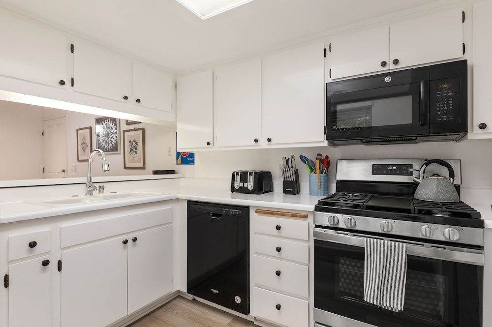 undefined Rem Retreat 5