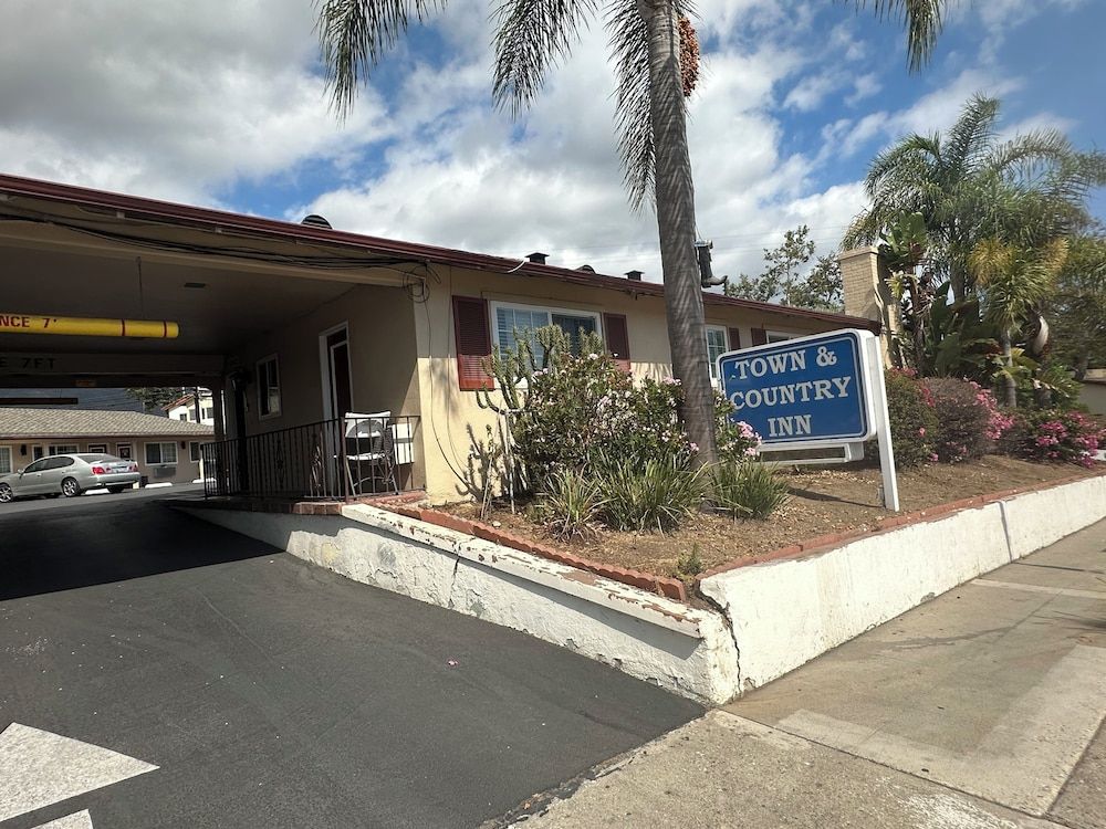 undefined Town and Country Inn 8