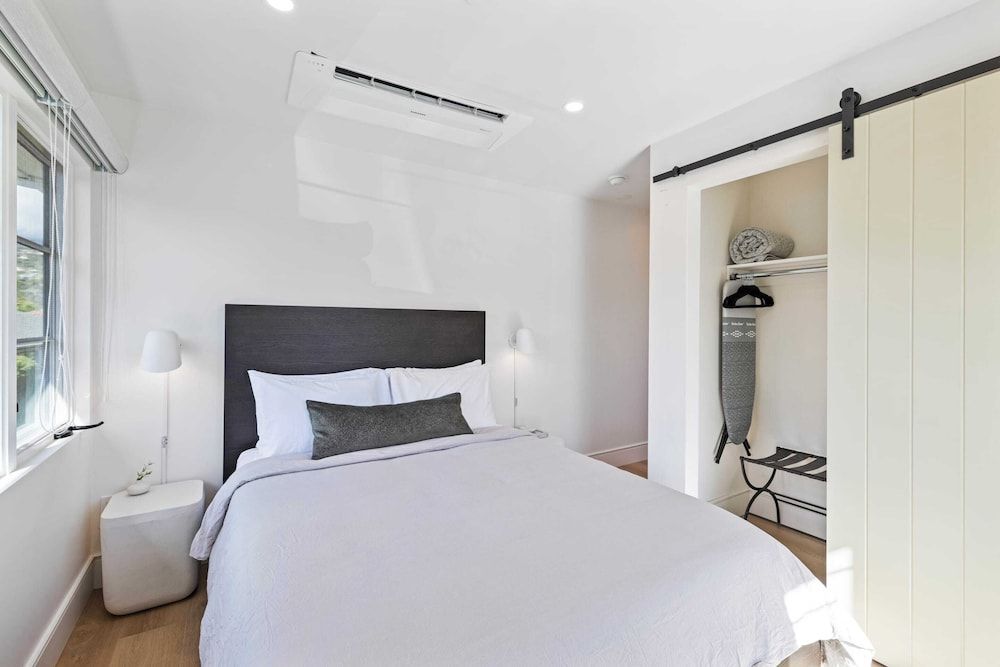 Casa Jardin Executive Studio, 1 Queen Bed, Kitchenette, Corner