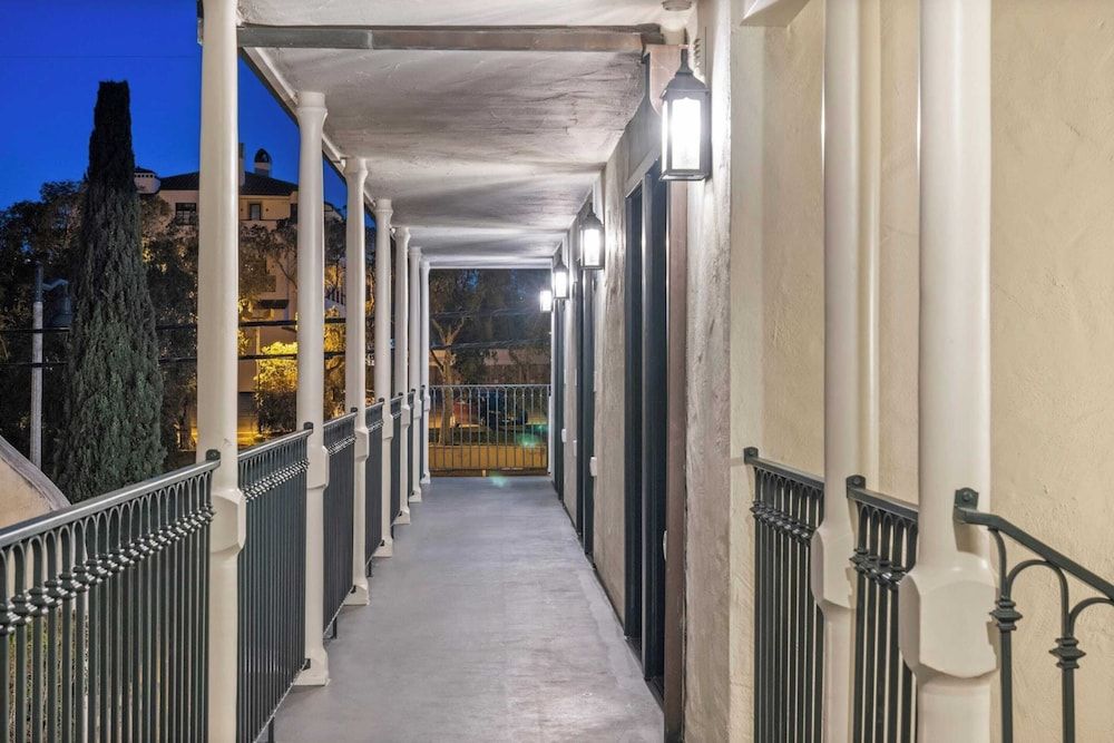 Casa Jardin Executive Studio, 1 Queen Bed, Kitchenette, Corner 6