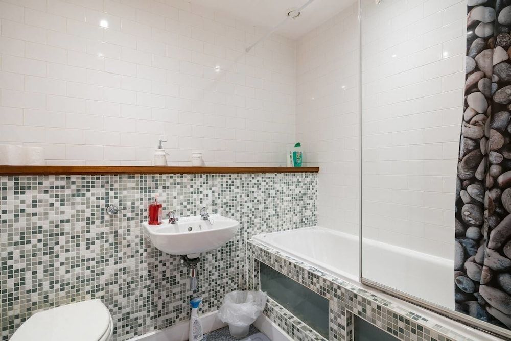 undefined Apartment 33 6