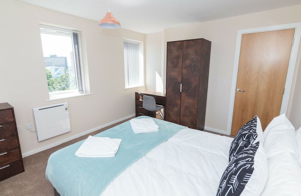Approved Serviced Apartments Park Rise Classic Apartment, Multiple Beds, Non Smoking 13