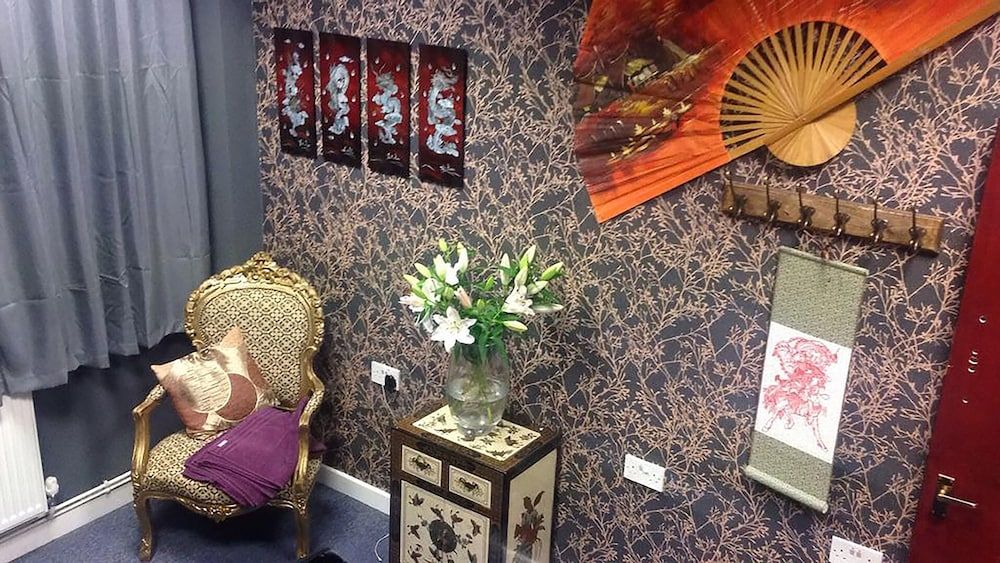 Manchester Party Pad Apartment Sleeps 27 12