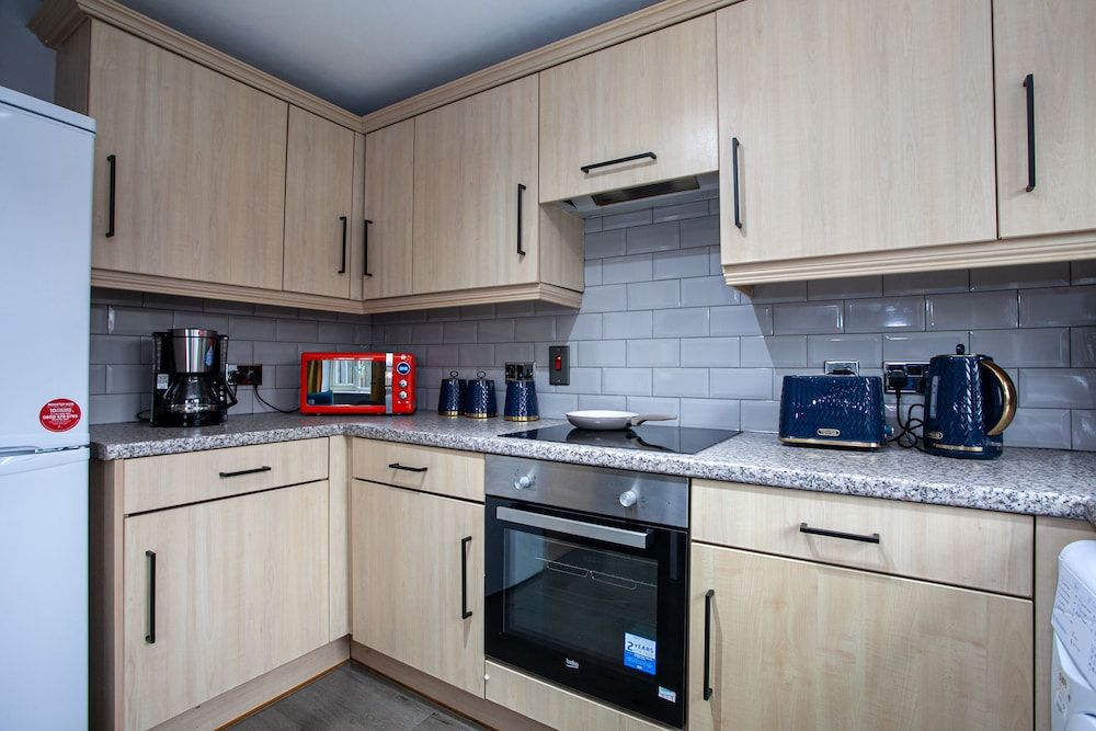 Trafford Place Apartment, 2 Bedrooms 11