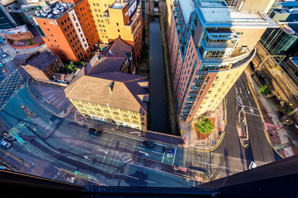undefined Hilltop Serviced Apartments- Deansgate 8