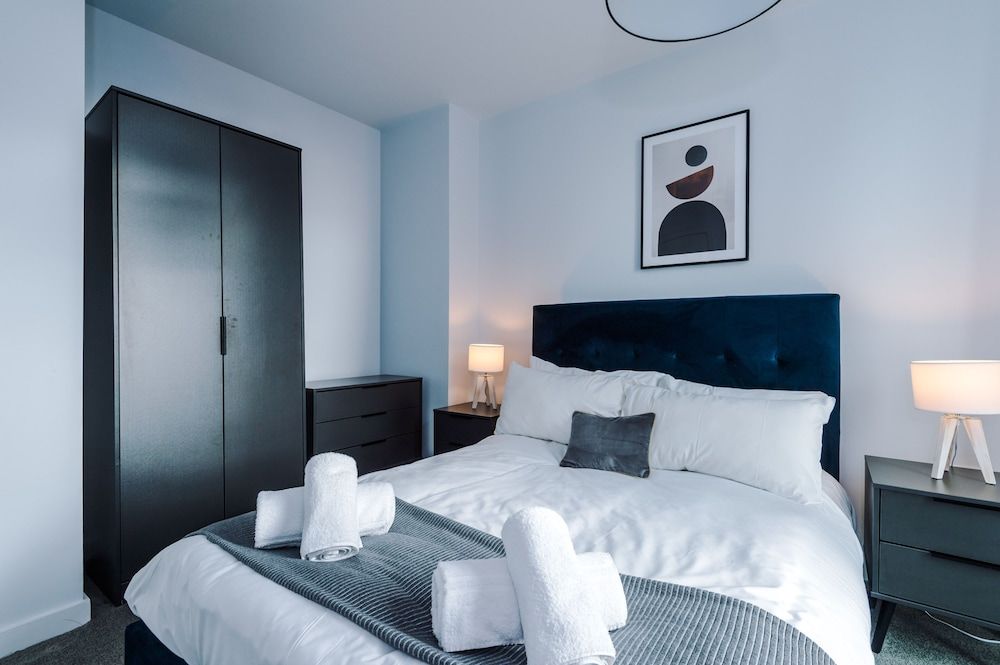 Hilltop Serviced Apartments- Deansgate Deluxe Apartment, 1 Bedroom, City View 2