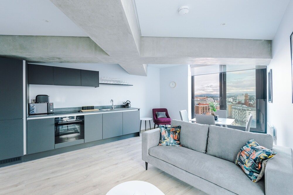 Hilltop Serviced Apartments- Deansgate Deluxe Apartment, 2 Bedrooms, Canal View 22