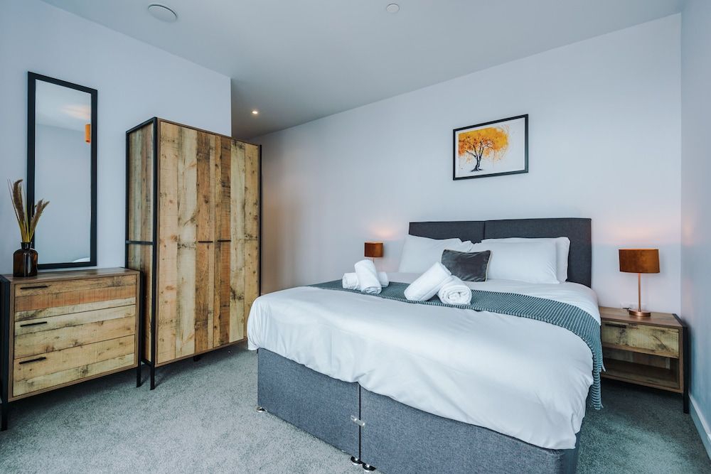 Hilltop Serviced Apartments- Deansgate Family Apartment, 3 Bedrooms, City View 8