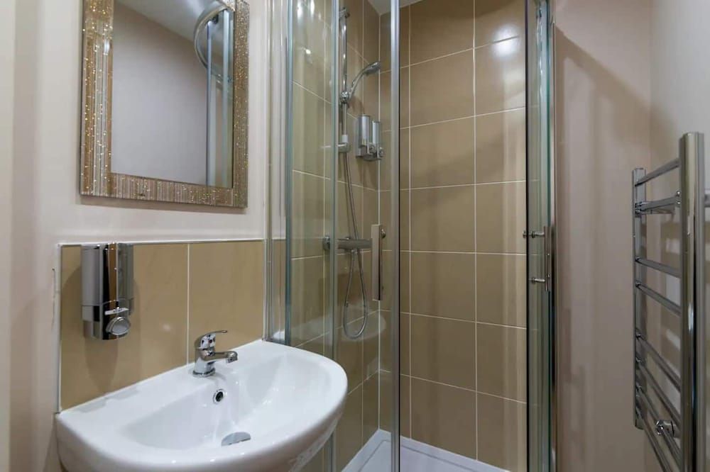 Manchester Metropolitan Loft Apartment Business Apartment 12