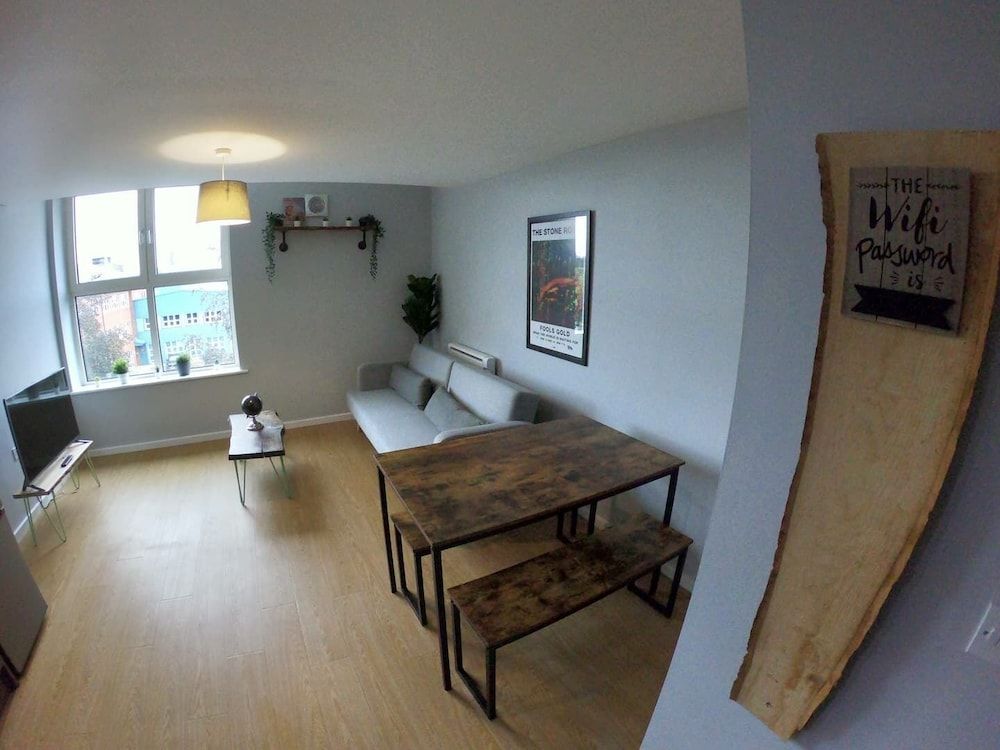 undefined Manchester Metropolitan Loft Apartment 6
