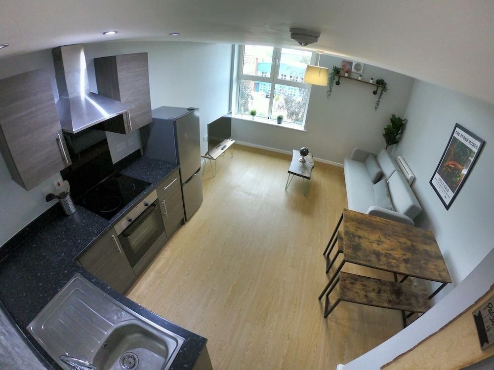 undefined Manchester Metropolitan Loft Apartment 9