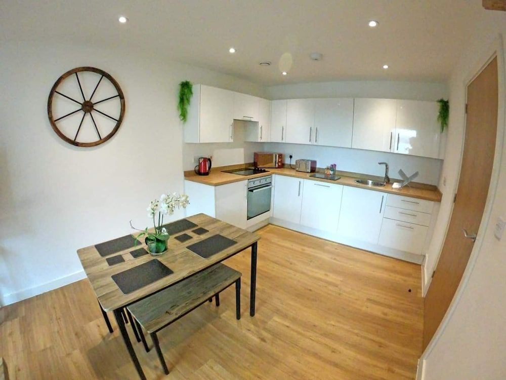 Luxury Apartment Near Piccadilly Station Luxury Apartment 8