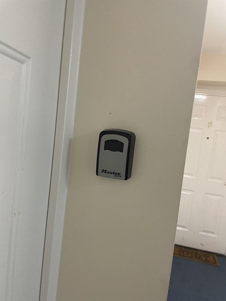 undefined Paris Royal Paradise 5