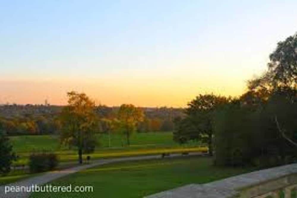 Luxury 1bedroom Lodge in Prestwich Cabin 22