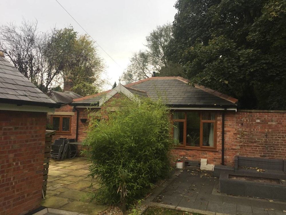 undefined Luxury 1bedroom Lodge in Prestwich 3