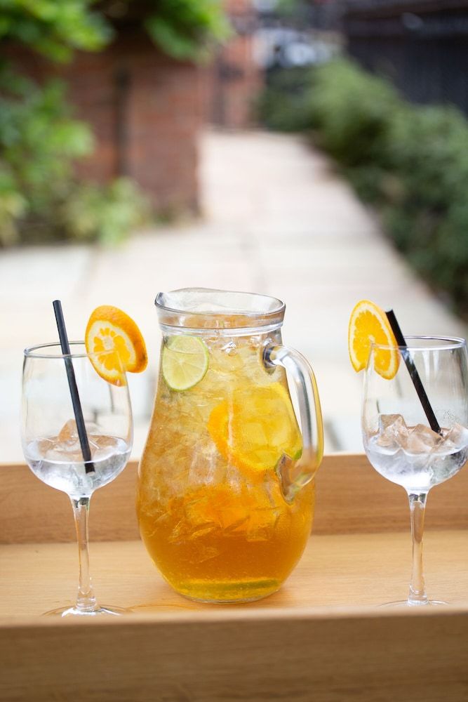 Lock Keepers Cottage - Detached House in the City Luxury Cottage, Private Bathroom, Canal View 55