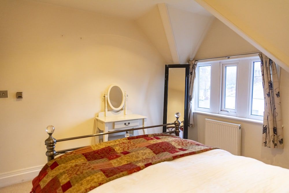 undefined The Apartment No 2 The Old Red King Pub 5