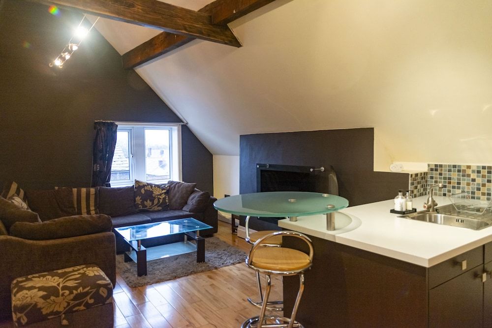 The Apartment No 2 The Old Red King Pub Luxury Apartment 11