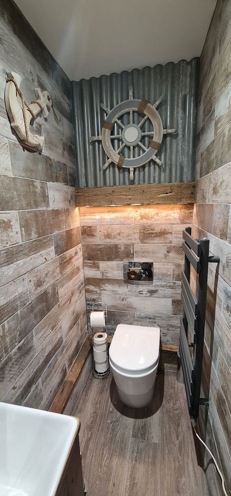 The Waterside Bar Rooms & Restaurant Twin Room, Ensuite (Francis Edgerton) 2