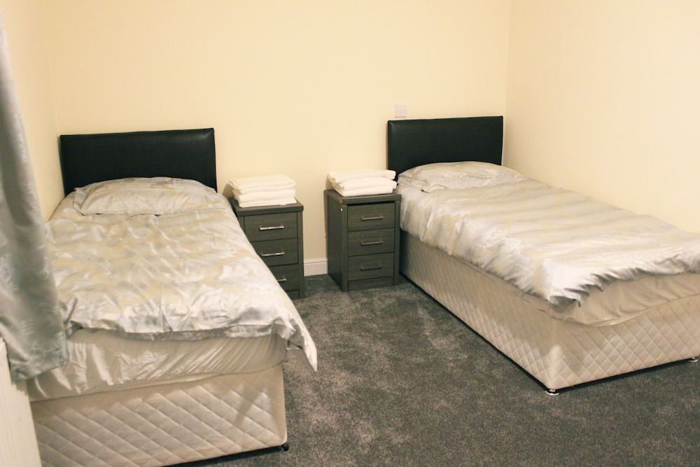 undefined Dobcross 7