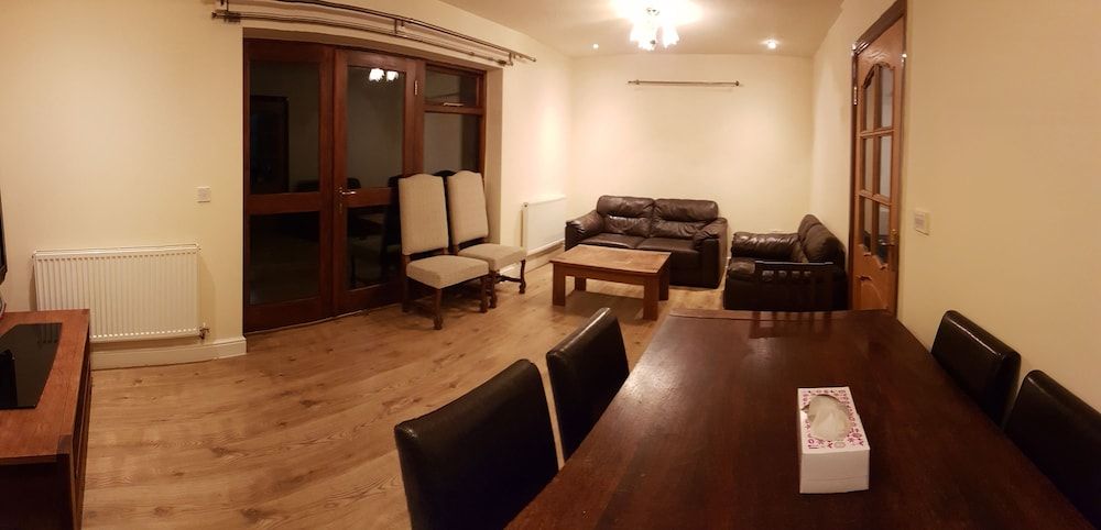 undefined Dobcross 2