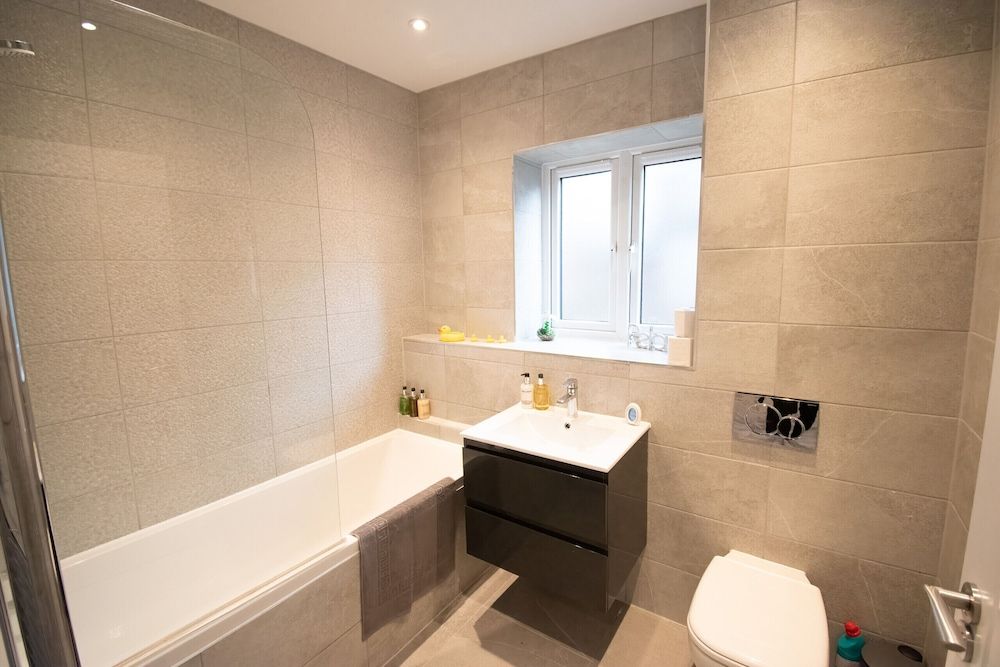 Moseley Gardens City House, Ensuite, Garden View (Number 62) 14